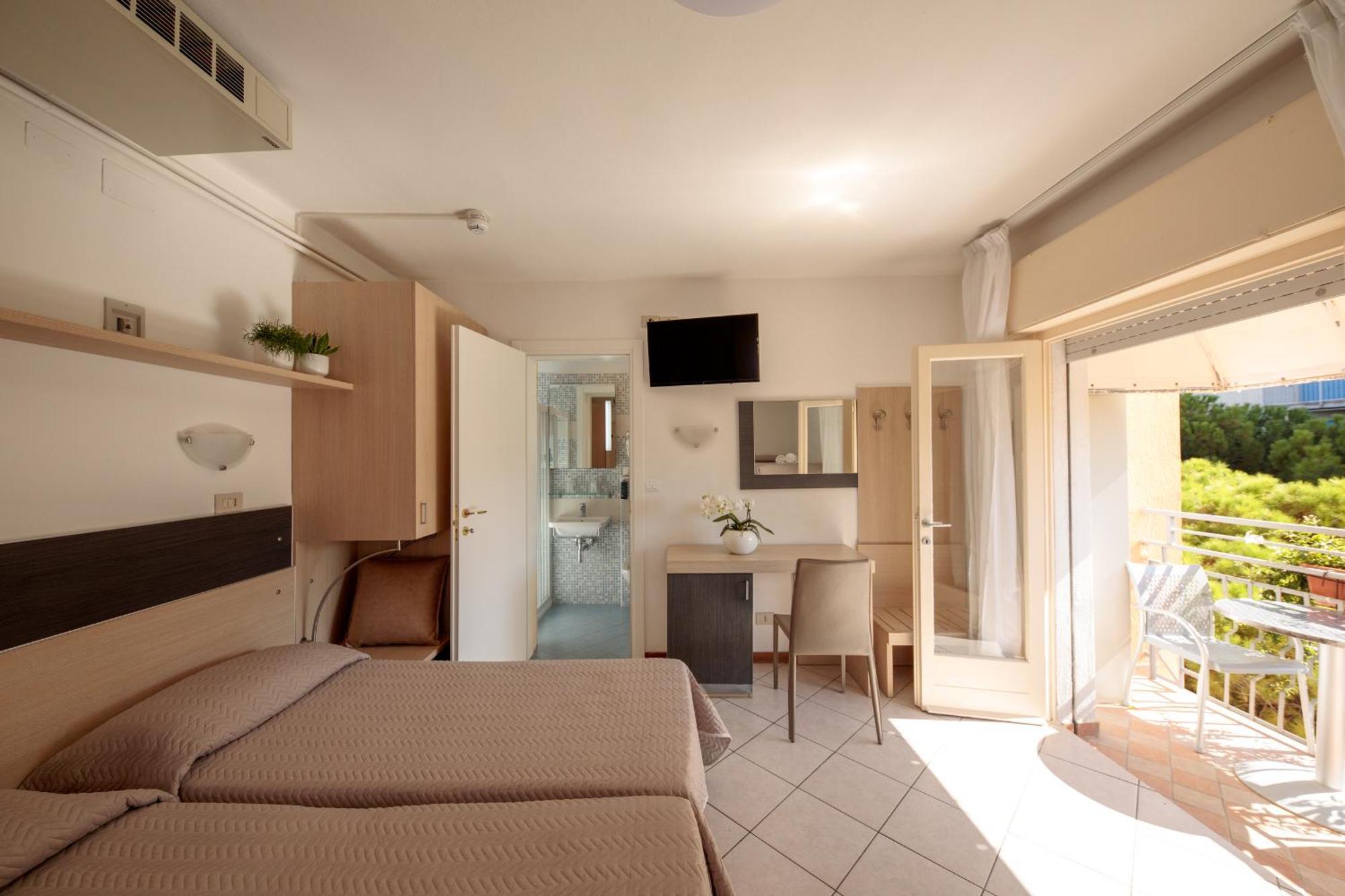 Hotel Madison Lido di Jesolo Kültér fotó