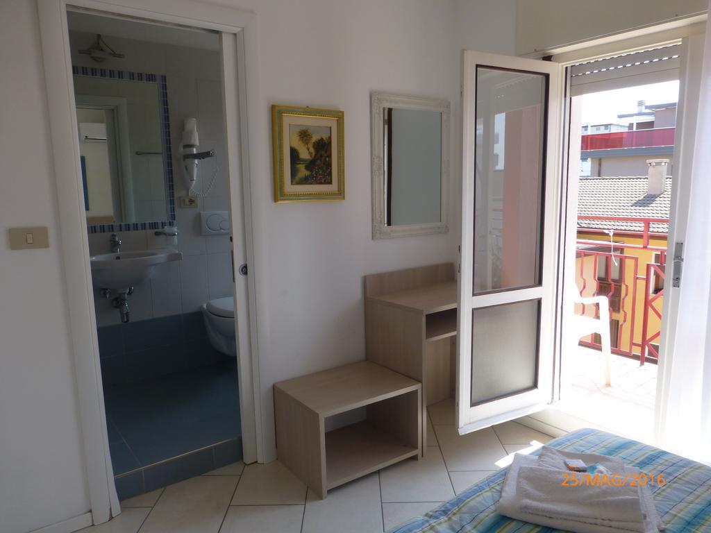 Hotel Madison Lido di Jesolo Kültér fotó