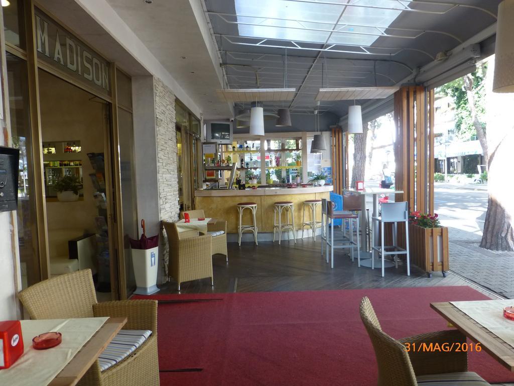 Hotel Madison Lido di Jesolo Kültér fotó