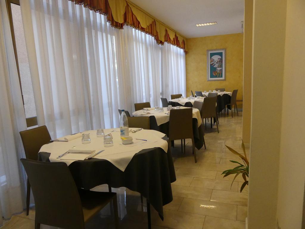 Hotel Madison Lido di Jesolo Kültér fotó